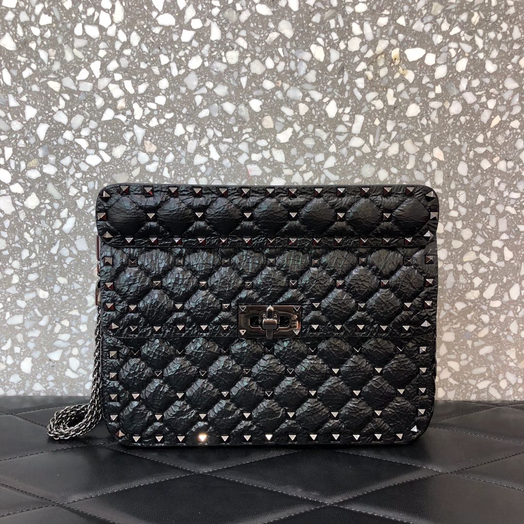 Valentino Garavani Rockstud Spike Medium Chain Bag in Black Supple Lambskin Nappa